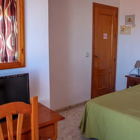 Πανσιόν Esperanza Benajarafe