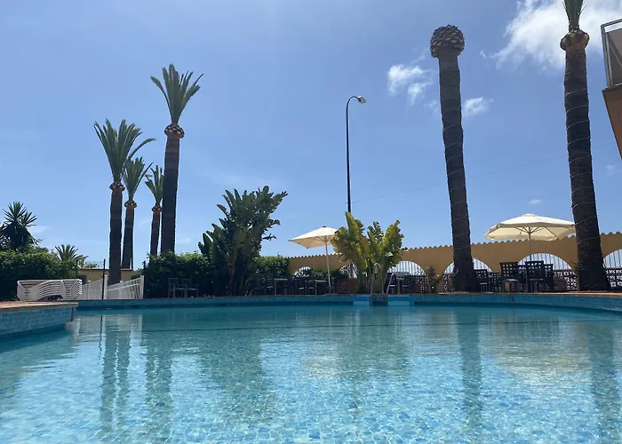 Esperanza Πανσιόν 4*