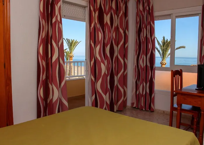 Πανσιόν Esperanza 4*