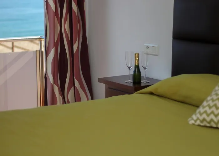 Esperanza Πανσιόν 4*