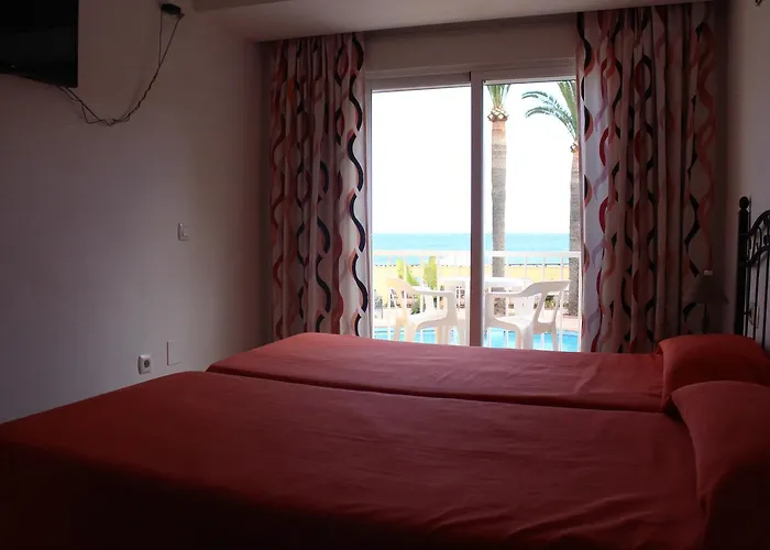 Πανσιόν Esperanza Benajarafe